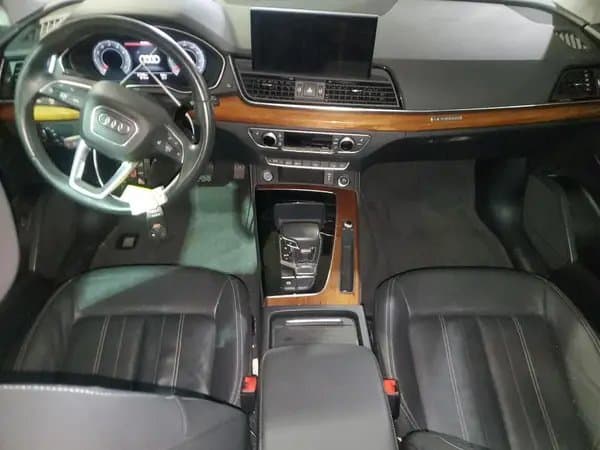 Audi Q5 2021