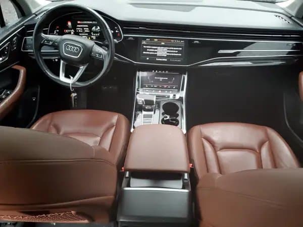 Audi Q7 2021