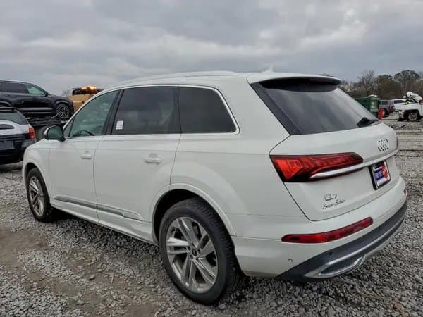 Audi Q7 2021