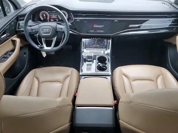 Audi Q7 2021