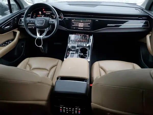 Audi Q7 2021