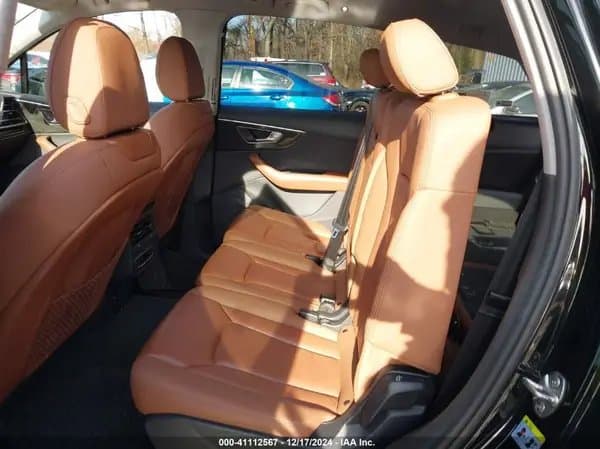 Audi Q7 2021