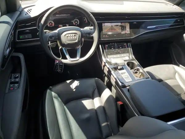 Audi Q7 2023