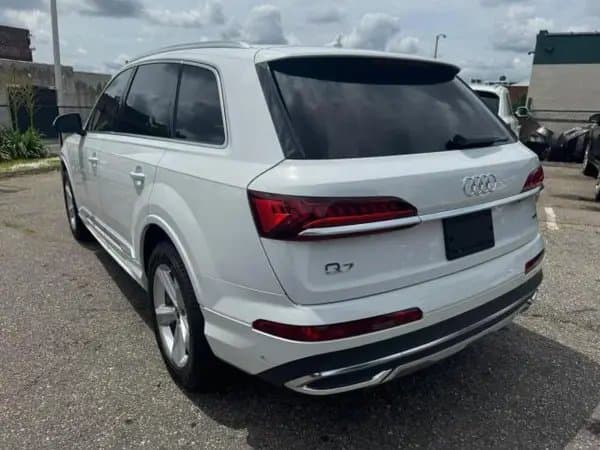 Audi Q7 2023