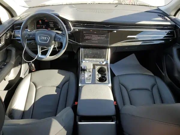 Audi Q7 2024