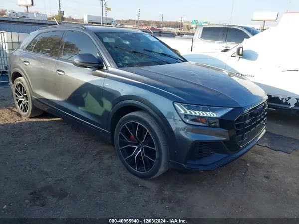 Audi Q8 2021
