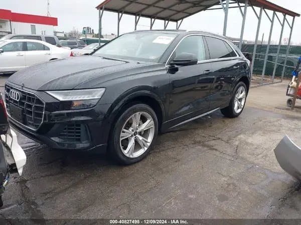 Audi Q8 2023