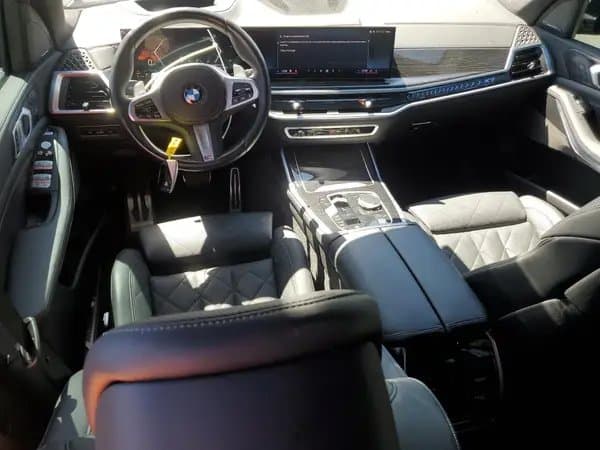 Bmw X7 2024