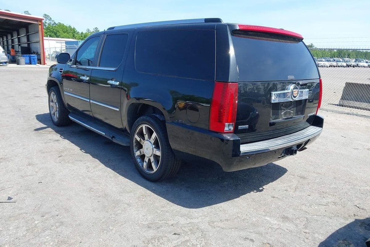 Cadillac Escalade Esv 2011
