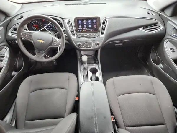 Chevrolet Malibu 2024