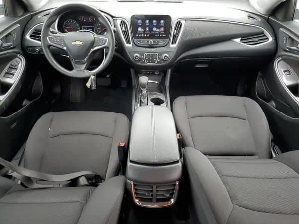 Chevrolet Malibu 2024