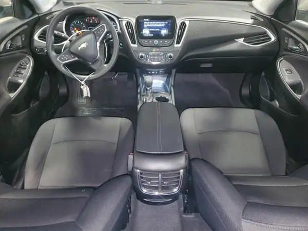 Chevrolet Malibu 2024