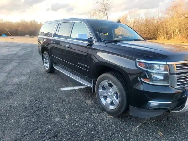 Chevrolet Suburban 2016