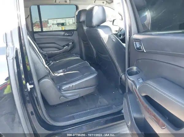 Chevrolet Suburban 2016