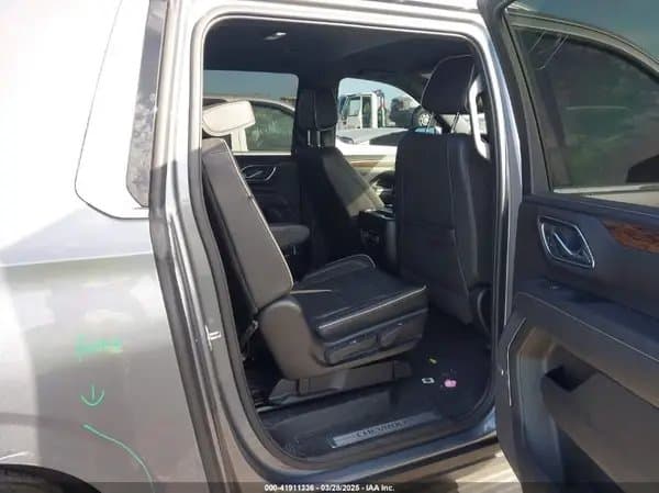 Chevrolet Suburban 2022