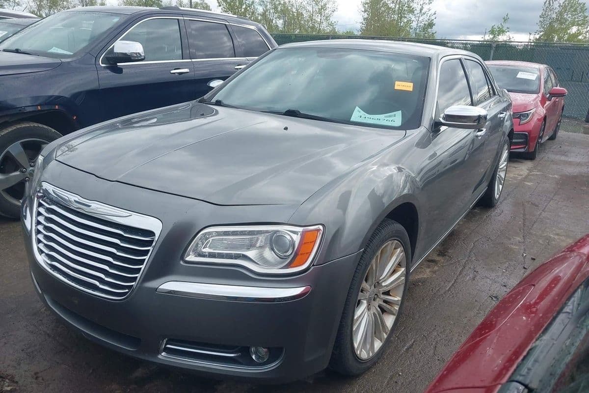 Chrysler 300 2011