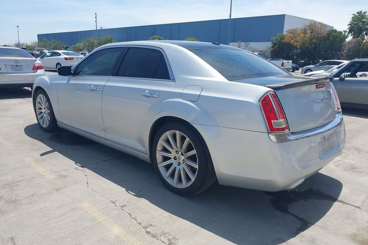 Chrysler 300 2012