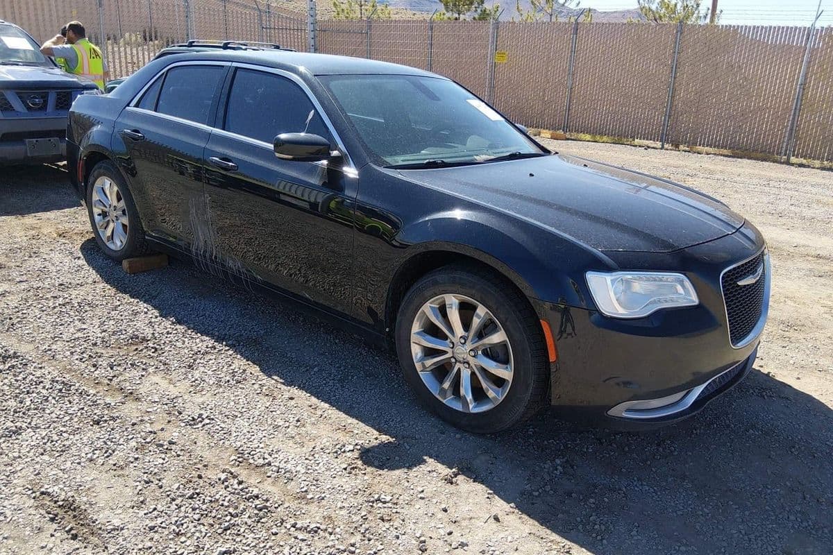 Chrysler 300 2015