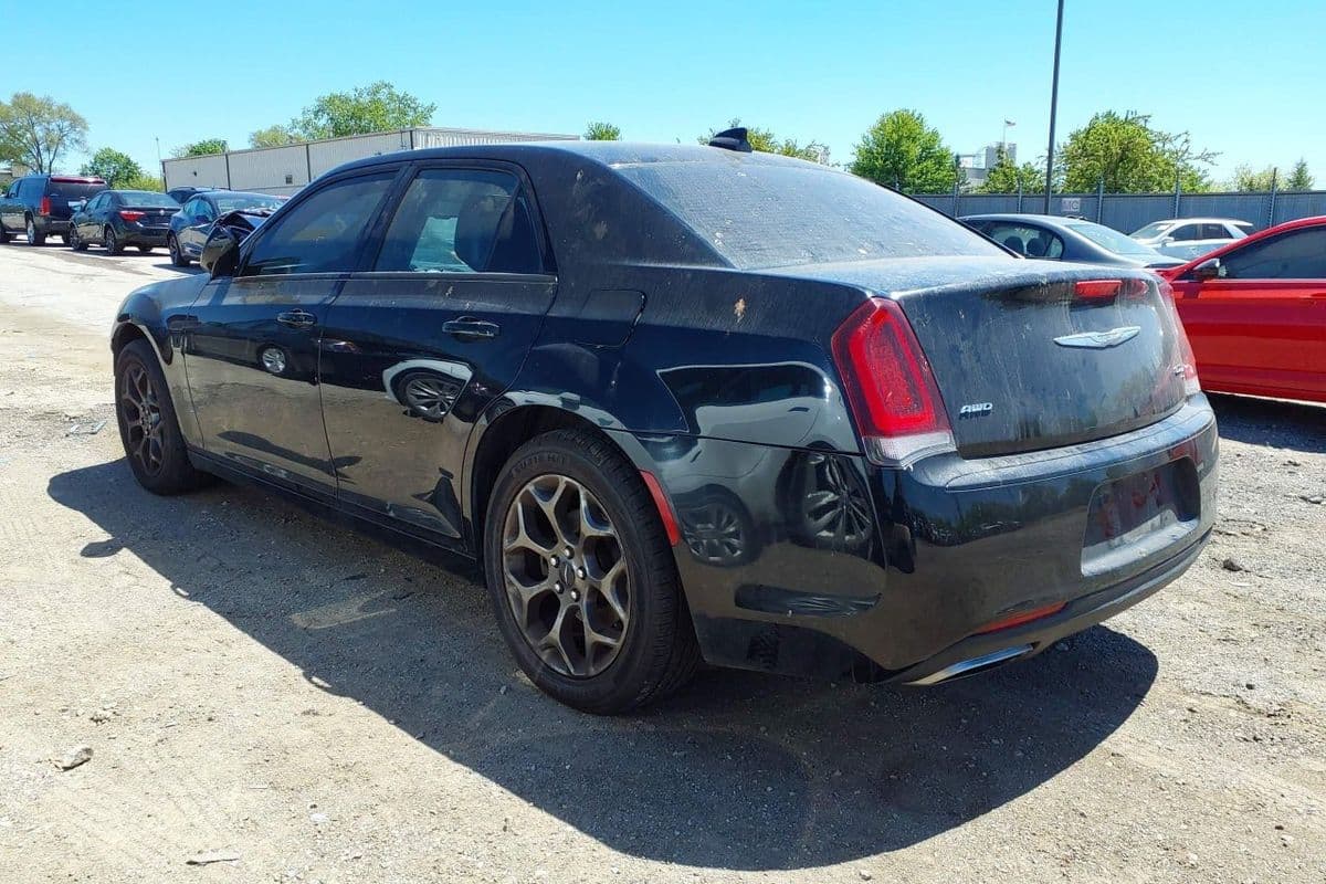 Chrysler 300 2015