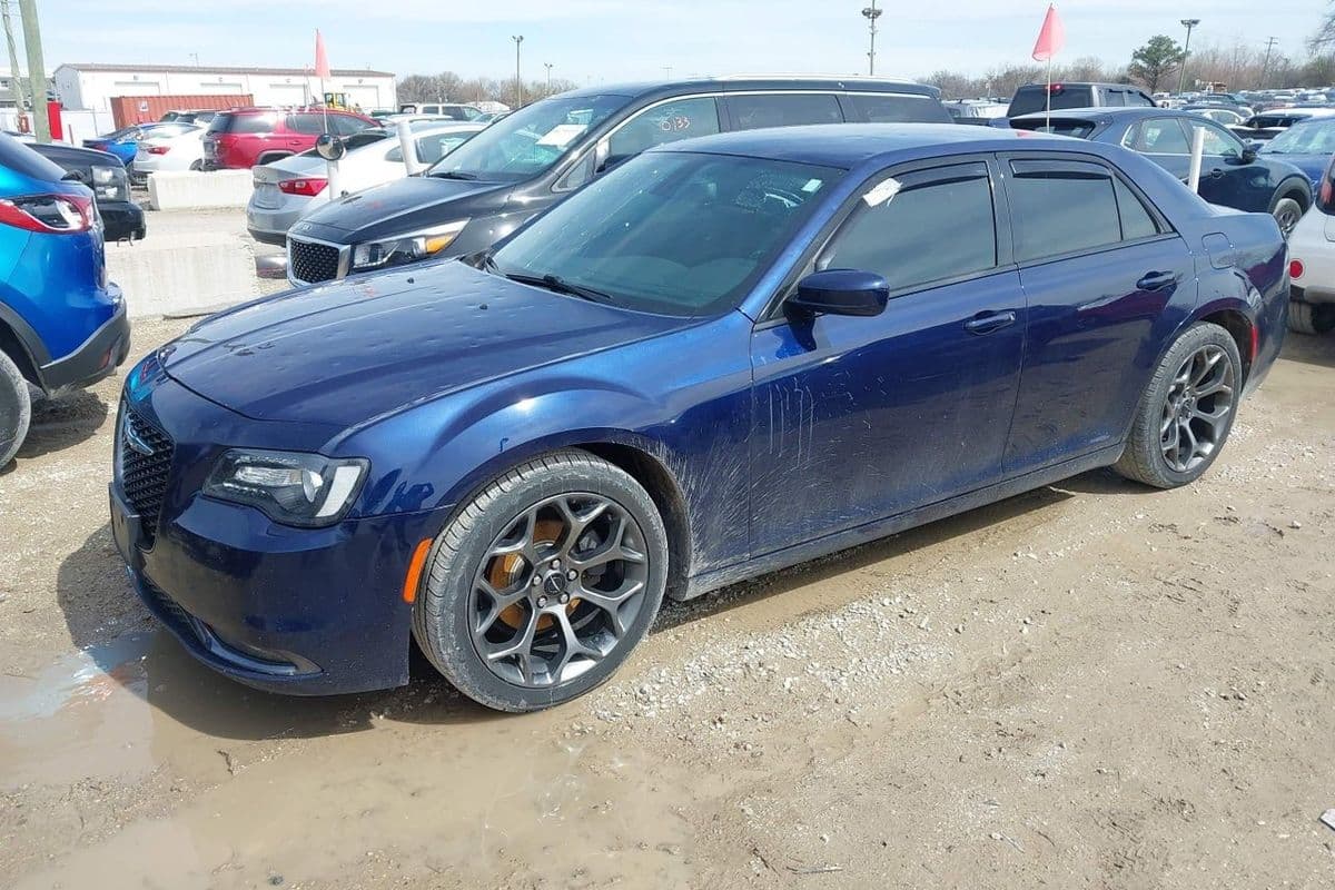 Chrysler 300 2016