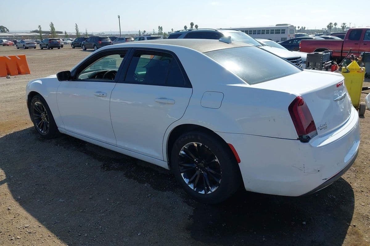 Chrysler 300 2018