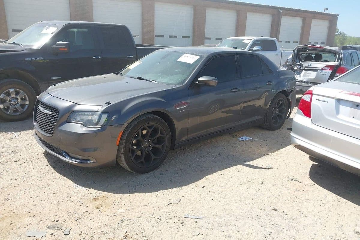 Chrysler 300 2019