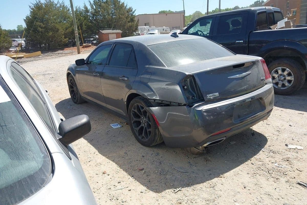 Chrysler 300 2019