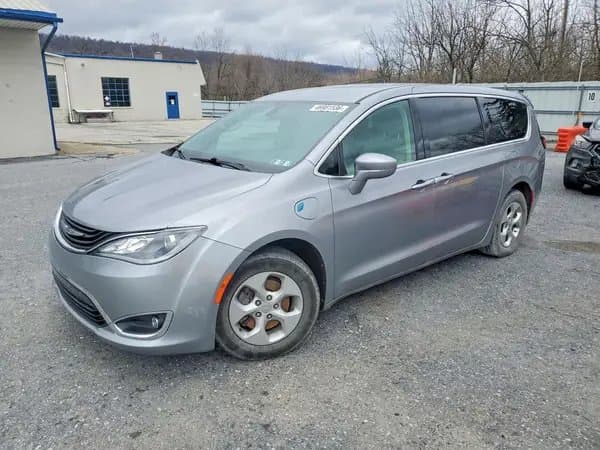 Chrysler Pacifica 2017