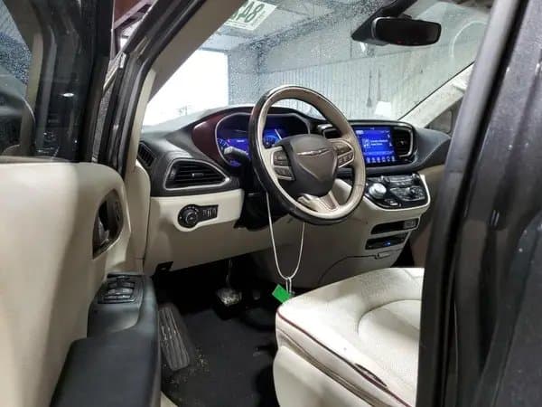 Chrysler Pacifica 2017