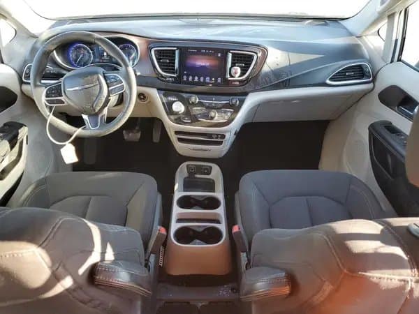 Chrysler Pacifica 2017