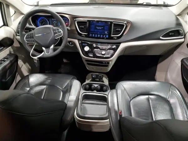Chrysler Pacifica 2017