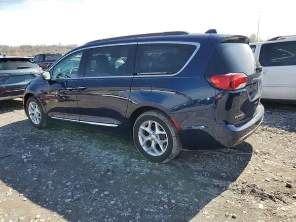 Chrysler Pacifica 2017