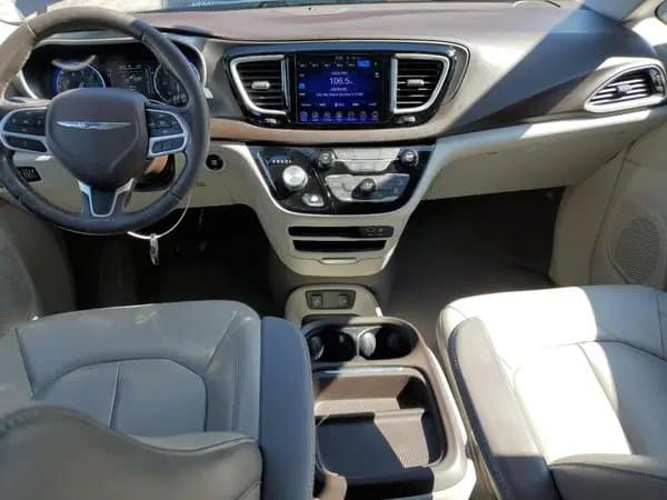 Chrysler Pacifica 2017