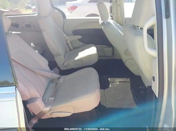 Chrysler Pacifica 2017