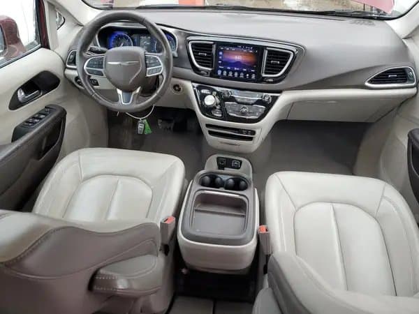 Chrysler Pacifica 2017