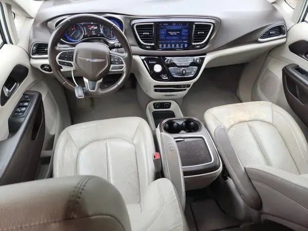 Chrysler Pacifica 2017