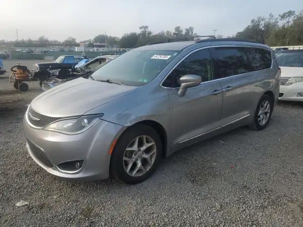 Chrysler Pacifica 2017