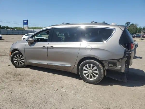 Chrysler Pacifica 2017
