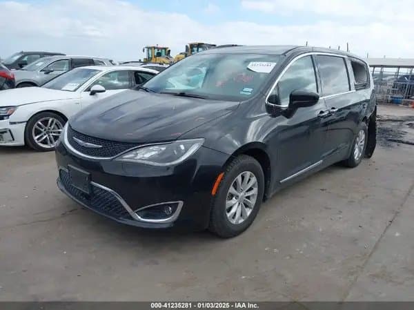 Chrysler Pacifica 2017