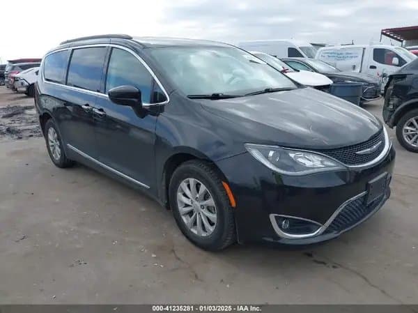 Chrysler Pacifica 2017