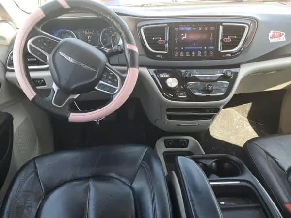 Chrysler Pacifica 2017