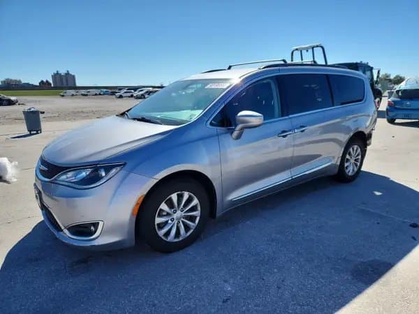Chrysler Pacifica 2017