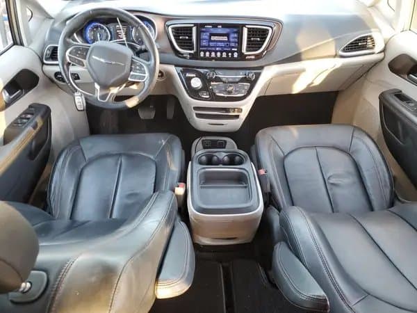 Chrysler Pacifica 2017