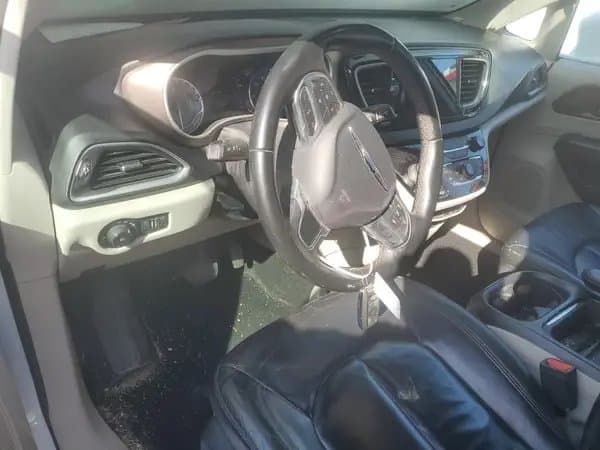 Chrysler Pacifica 2017