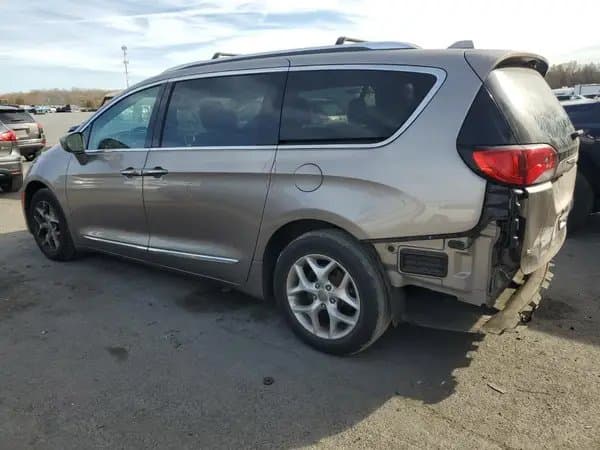 Chrysler Pacifica 2017