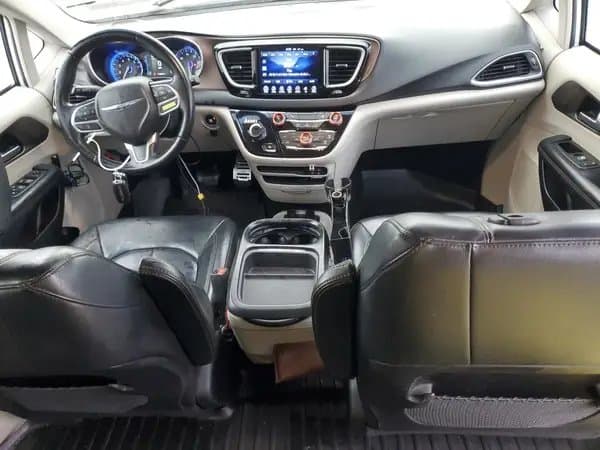 Chrysler Pacifica 2017