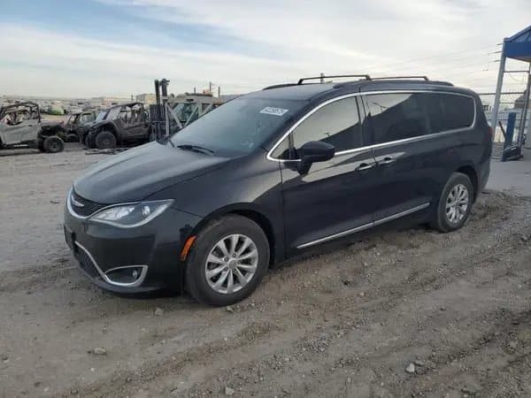 Chrysler Pacifica 2017