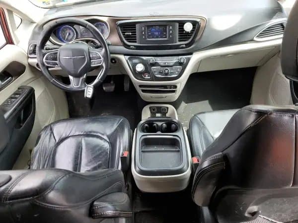 Chrysler Pacifica 2017