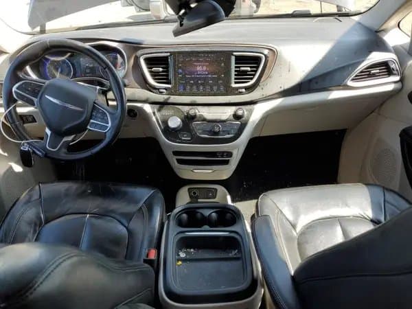 Chrysler Pacifica 2017