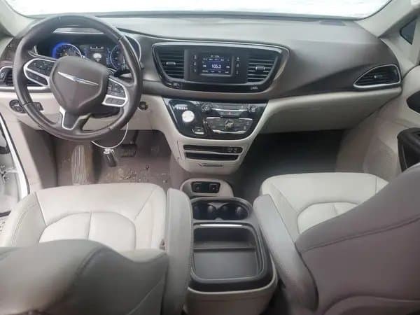 Chrysler Pacifica 2017